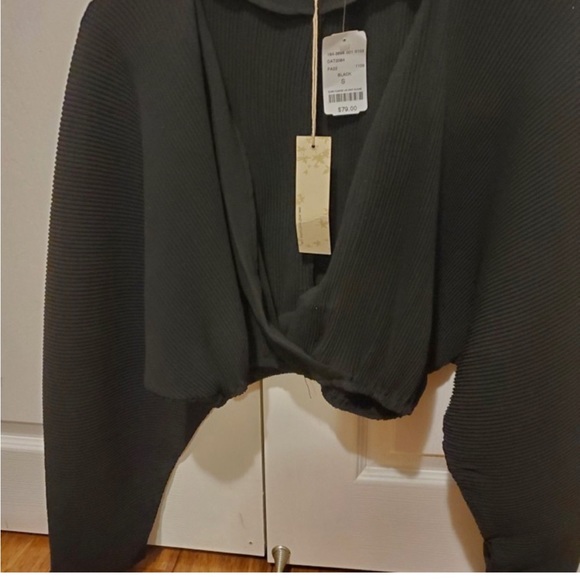 Crop blouse - Picture 5 of 6